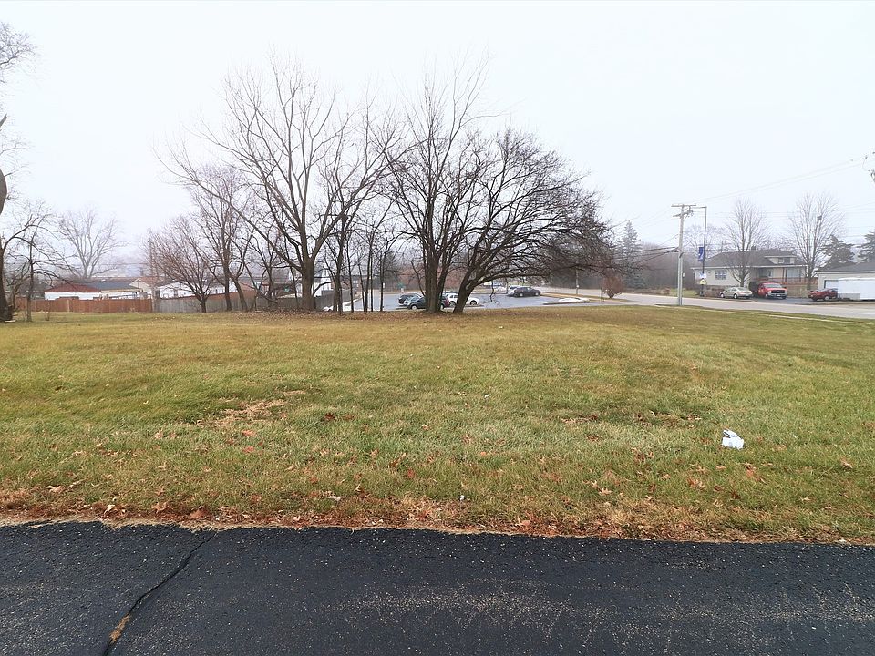 1st image of 2136 W Lake St Lot 18