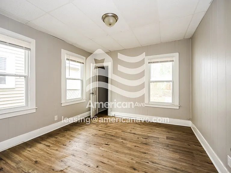 675755_008_main_bedroom_11.jpg
