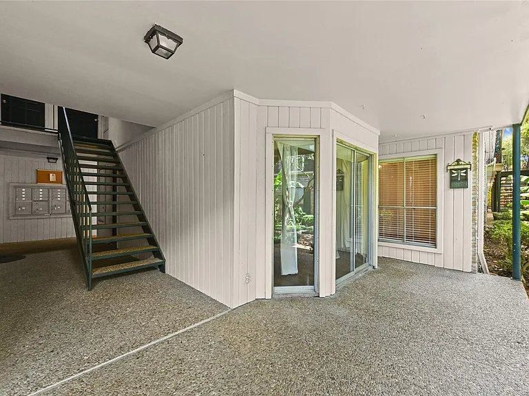 800 Post Oak Blvd #73 — Photo 18