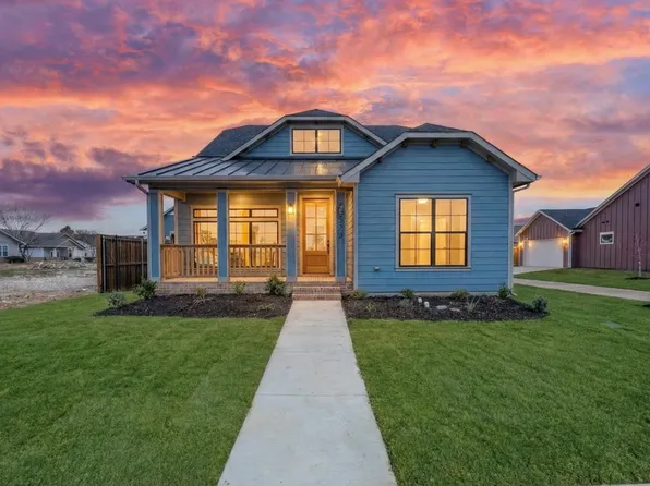 305 Dylan Way, Midlothian, TX 76065