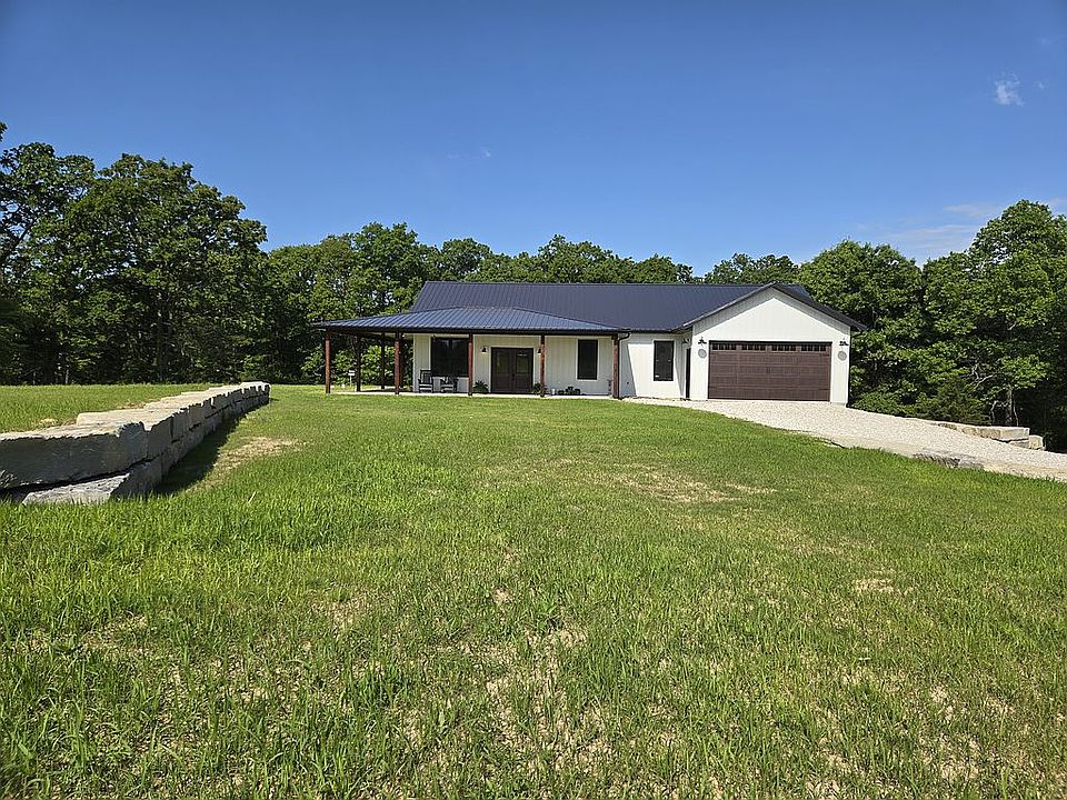 2nd image of 23673 Golden Beach Rd
