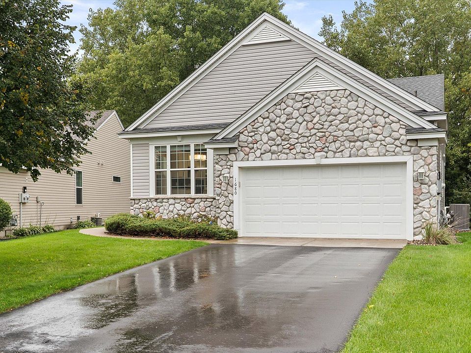 1st image of 1680 Oakbrooke Ct