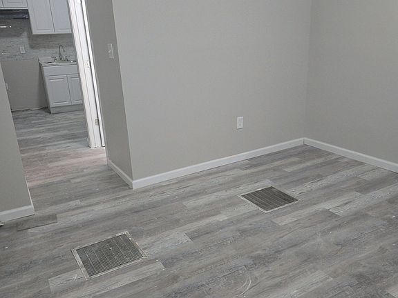 4th image of 78 Hawkins St Unit 1