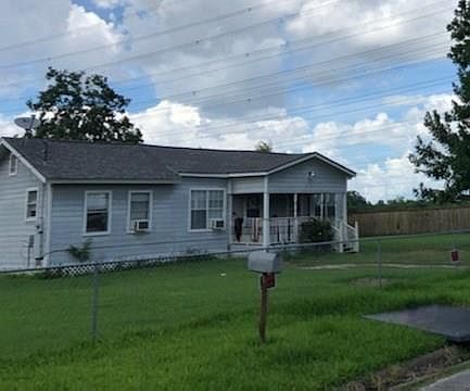 1st image of 1005 6th St