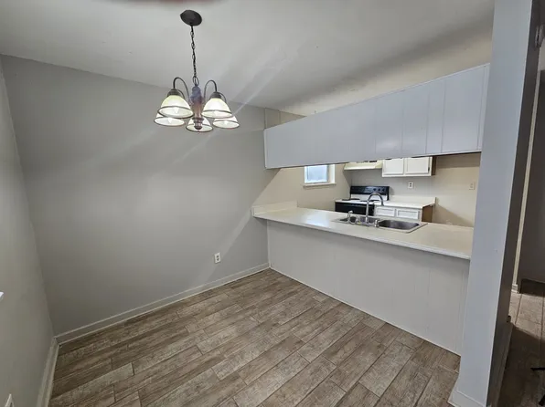 2616 Chandalar Ln APT A, Tallahassee, FL 32311
