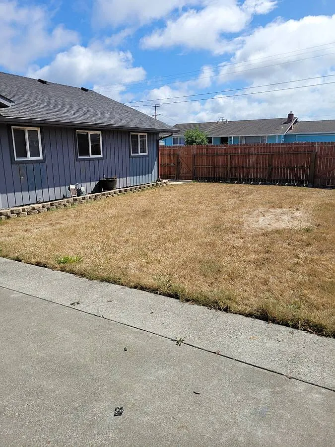Building Photo - 5126 Leonard Dr