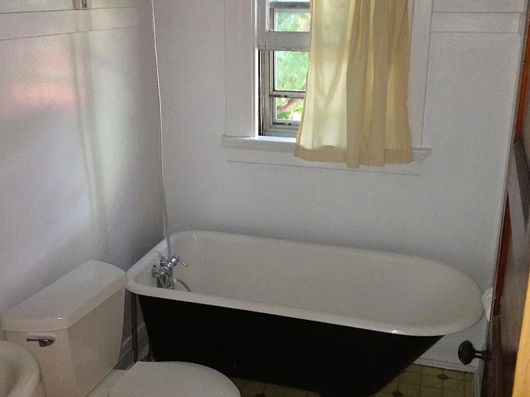 1045 E Johnson St #1 — Photo 6