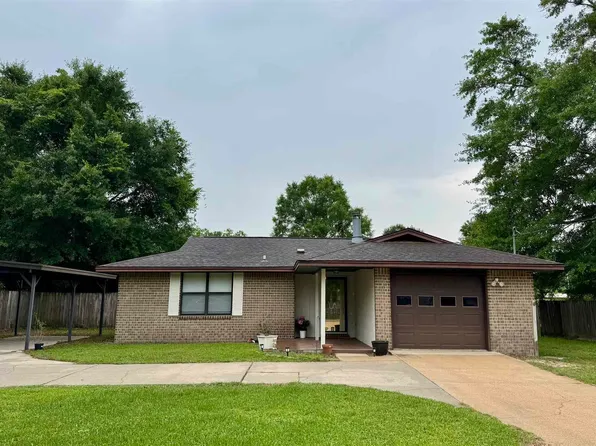 4763 Fairoaks Dr, Pace, FL 32571