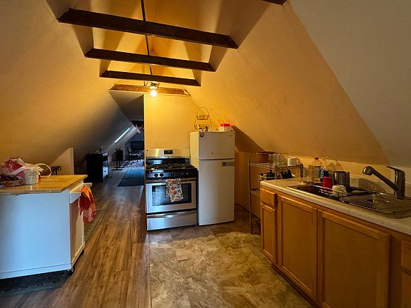 4th image of 2250 N Kimball Ave #3