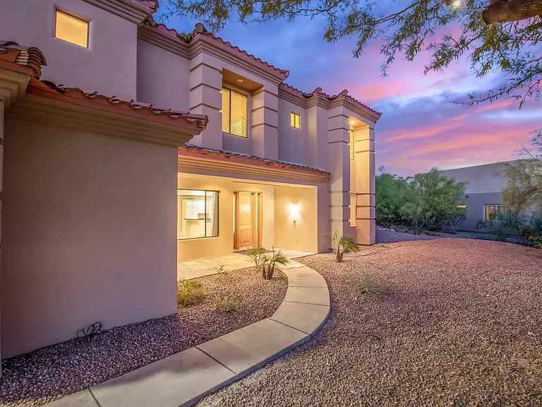 15330 E Walnut Ln — Photo 4
