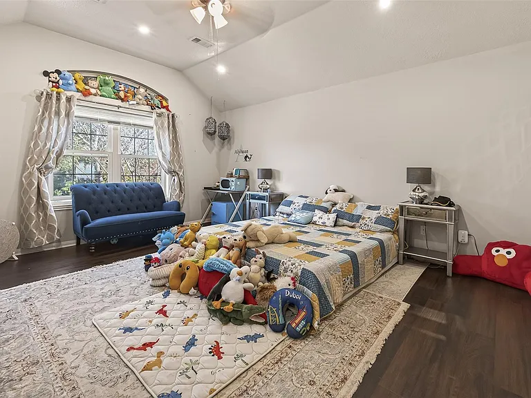 3611 Stacy Park Cir — Photo 30