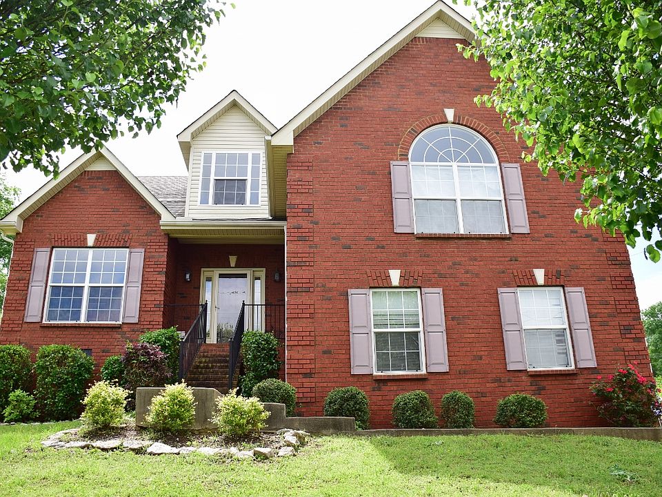 1st image of 3904 Henricks Hill Dr