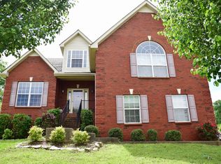 3904 Henricks Hill Dr, Smyrna, TN 37167
