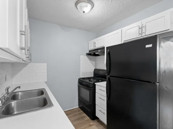 Terrace Court, 20551-20555 Lahser Rd #20551, Detroit, MI 48219