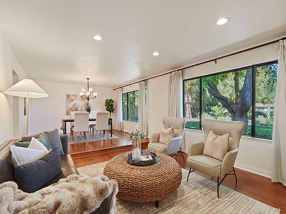 3rd image of 925 Constitution Way