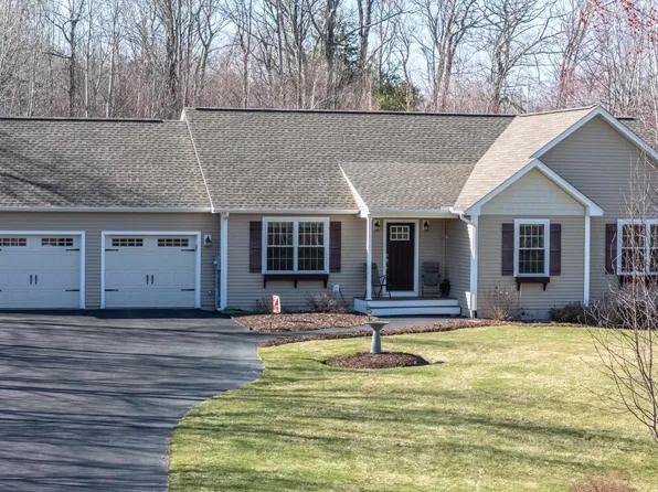 22 High Meadow Drive, Deerfield, NH 03037