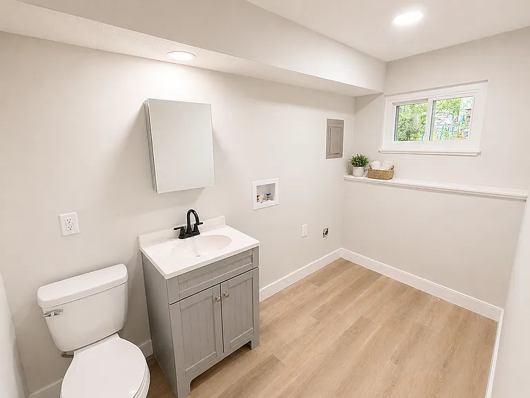 1430 E Willow Dr — Photo 12