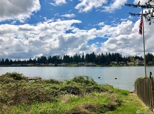 4815 N Island Dr E, Bonney Lake, WA 98391