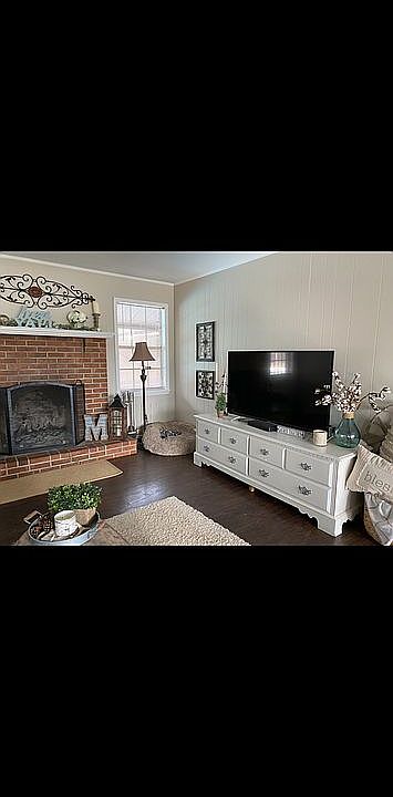 2nd image of 134 Seminole Dr