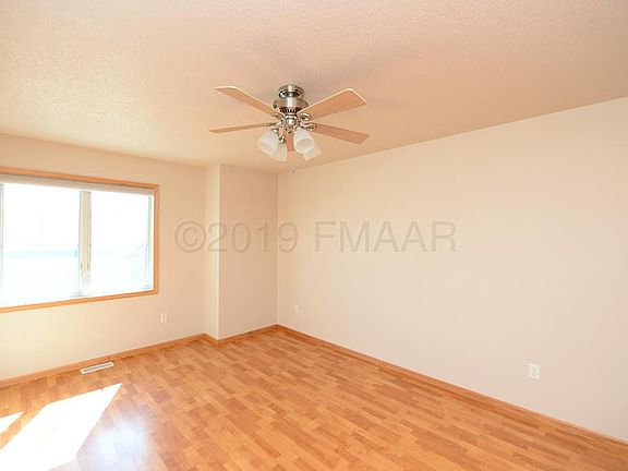 4th image of 436 19th Ave W Unit D