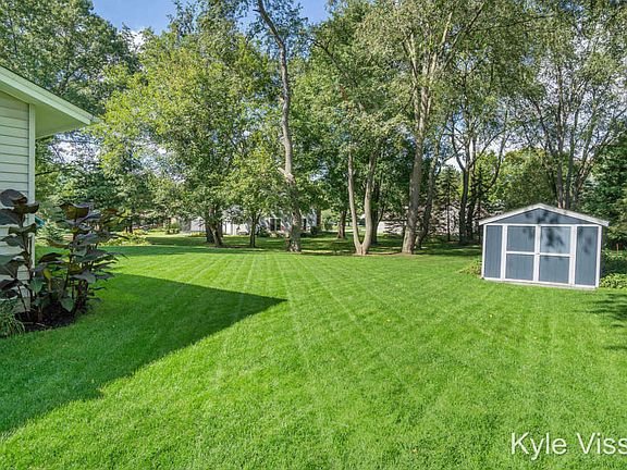 4th image of 6965 Cimarron Dr SE