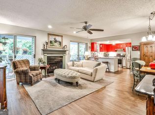 28 Devon Ln, Avondale Estates, GA 30002