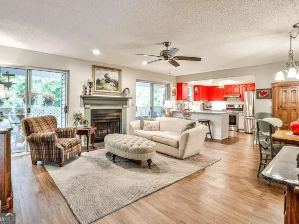 28 Devon Ln, Avondale Estates, GA 30002