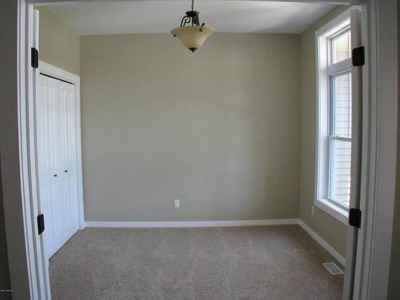 4th image of 2428 Sawtooth Ct #78