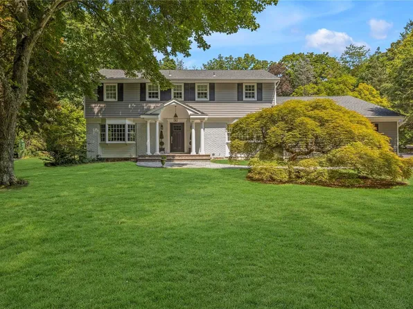 331 Bread And Cheese Hollow Road, Northport, NY 11768