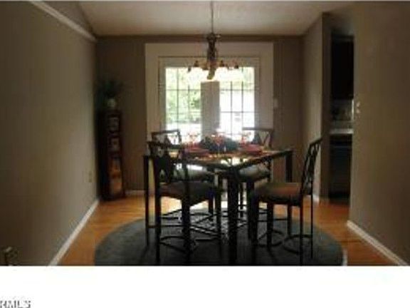 3rd image of 4902 Kilcolman Dr