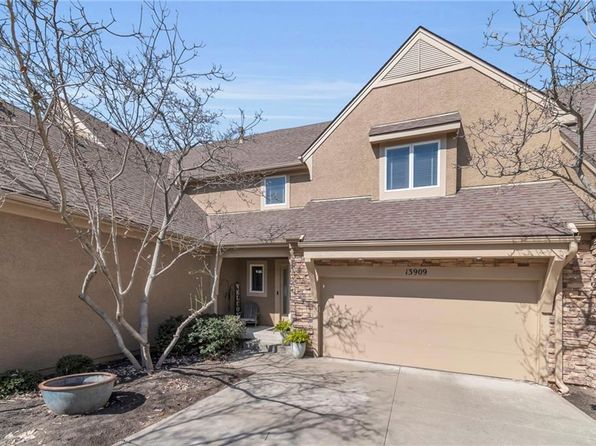 13909 S Summit St, Olathe, KS 66062
