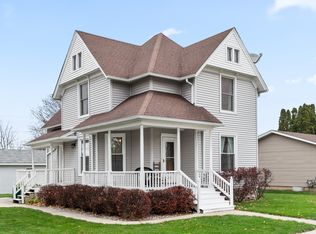 405 W South St, Kirkland, IL
