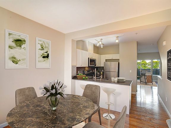3rd image of 2680 139th Ave SE #40