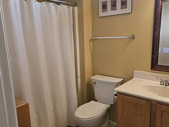 5th image of 15571 W CORAL POINTE Drive