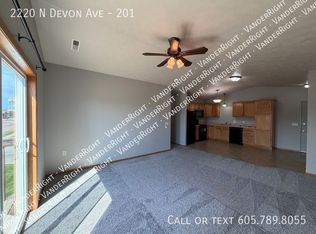 2220 N Devon Ave #201, Tea, SD 57064