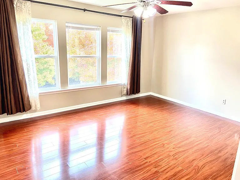 708 Hewespoint Ct — Photo 20