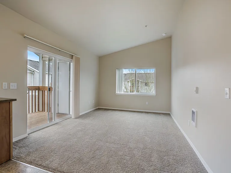 Legacy Oaks Apartments — Photo 34