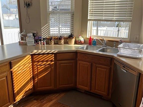 5th image of 1607 Eastwood Dr