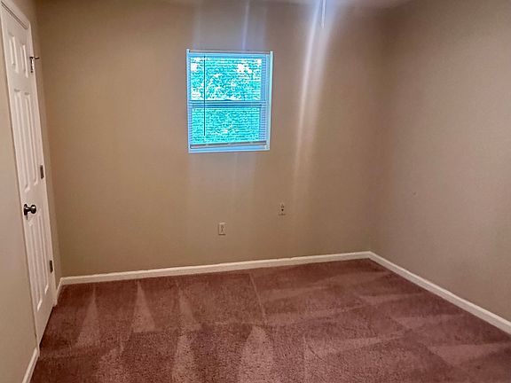 3rd image of 5562-5564 S Bethel Ln