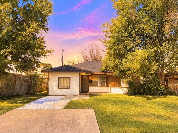 5313 Bataan Rd, Houston, TX 77033