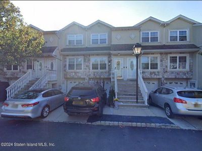 82 Dartmouth Loop, Staten Island, NY, 10306