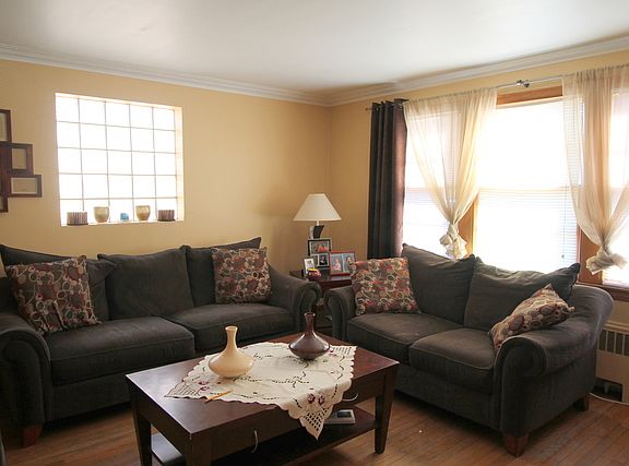 3rd image of 1810 Kenilworth Ave