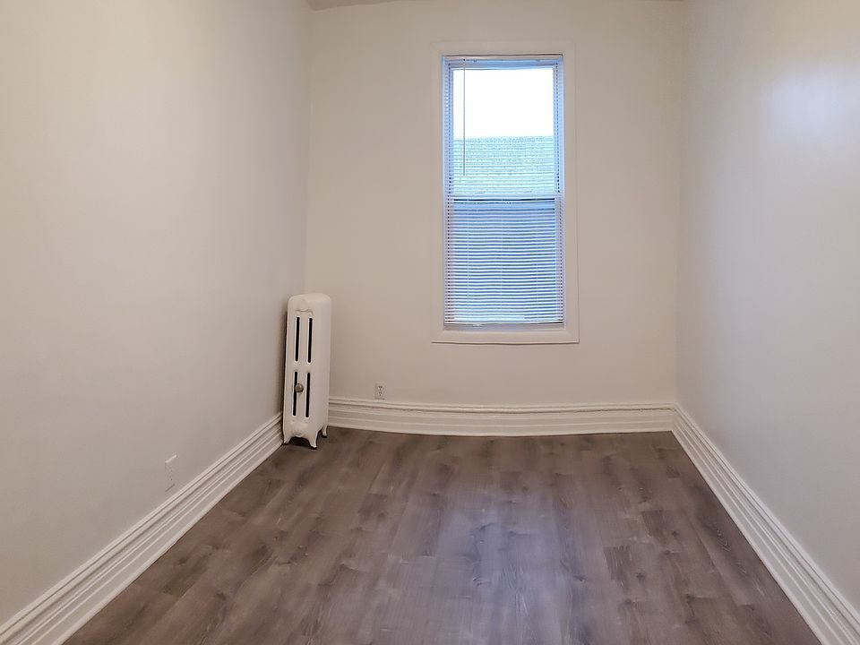1st image of 9806 Metro Ave