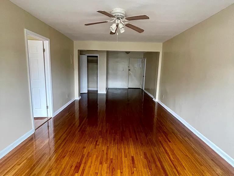 8809 148th St #5K — Photo 1