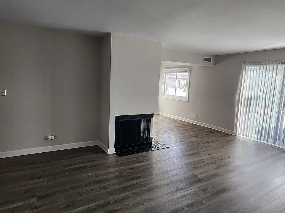 1000 Bayside Dr #305
