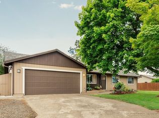 613 Wedgewood Dr, Molalla, OR
