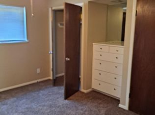 1420 N Elm St, Denton, TX 76201