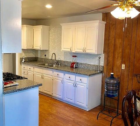 3rd image of 38745 Glenbush Ave