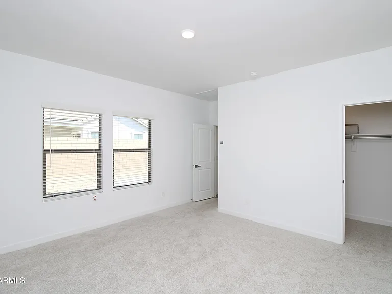 7869 N 80th Ave — Photo 12