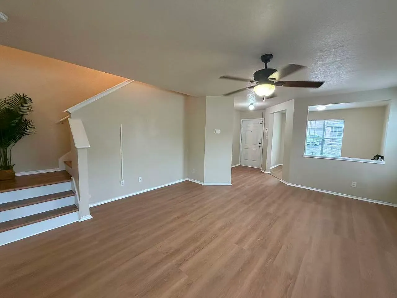 3 bed, 2.5 bath, 1779 sqft, $1,750 — Photo 2